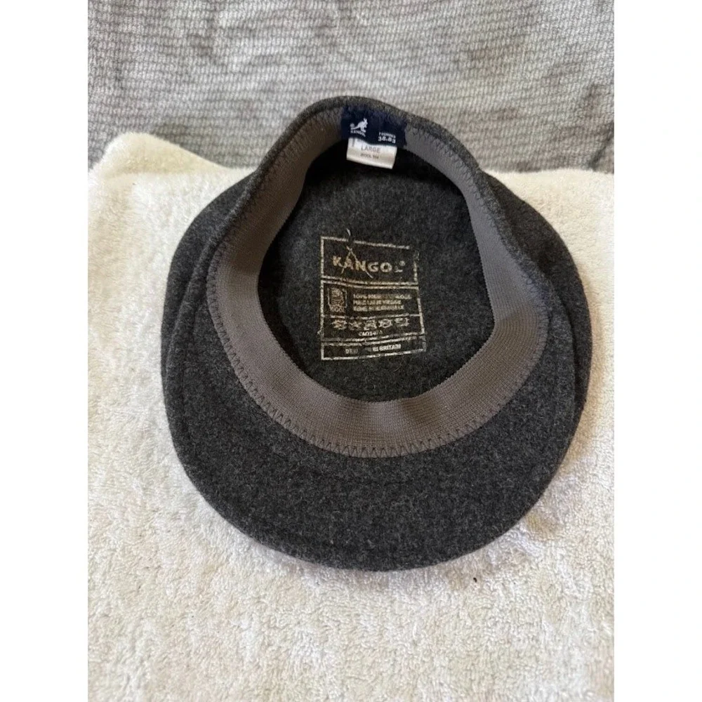 Kangol Charcoal Gray Wool News Boy Beret Classic Parisian Style Slouchy Knit Hat